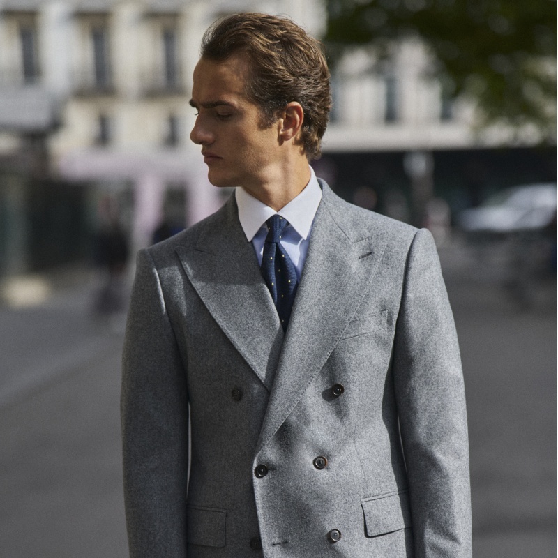 Costume en flanelle grise