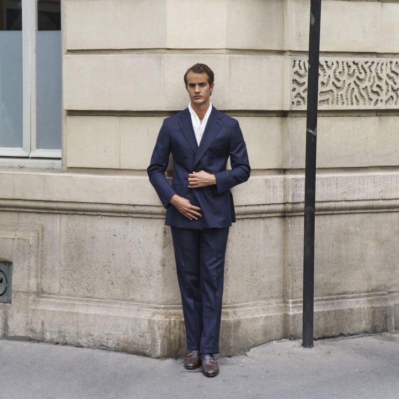 Costume croisé à cran ouvert en Super Gabardine Hardy Minnis.