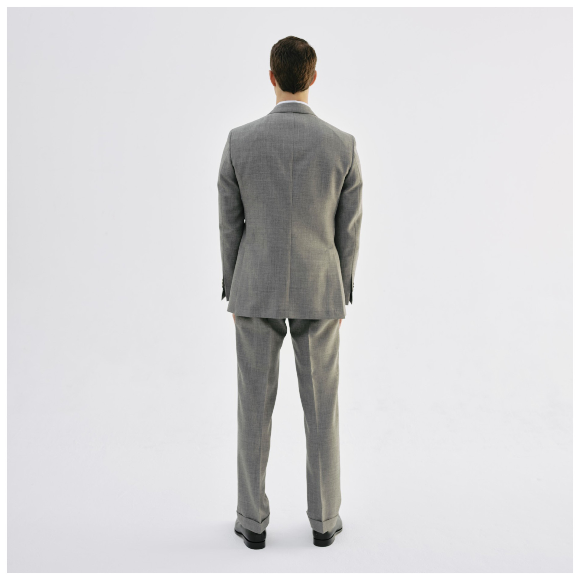 Costume gris en laine froide