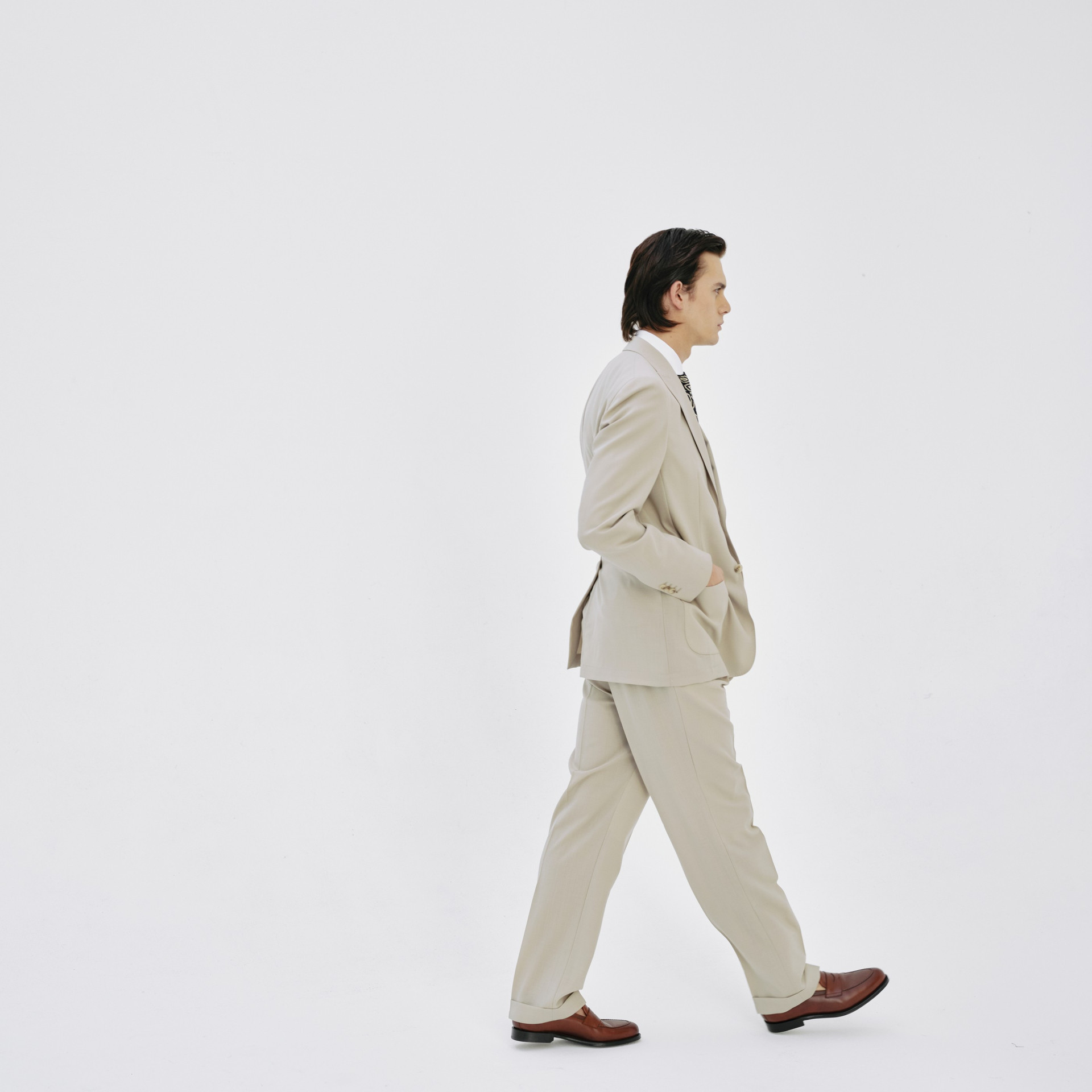 Costume beige en laine destructuré