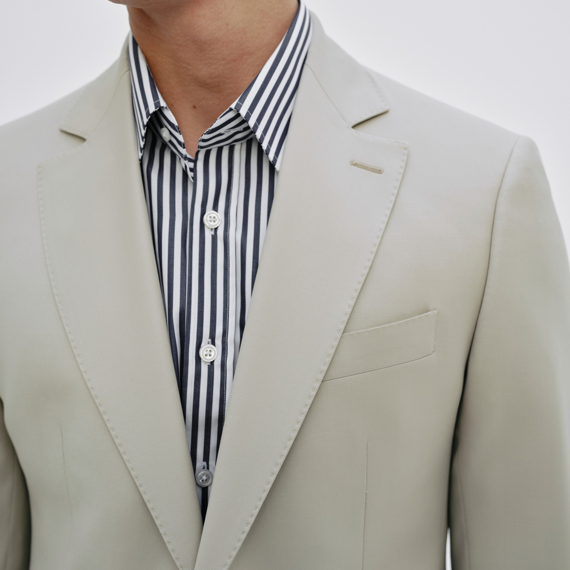 Costume beige "Office" à boutons en corne